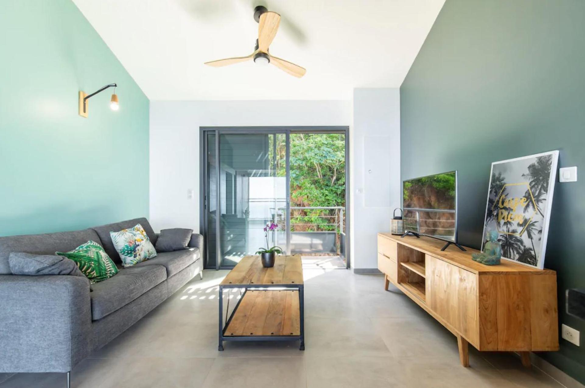 Ocean Sunset Apartment Сен-Лу Екстериор снимка